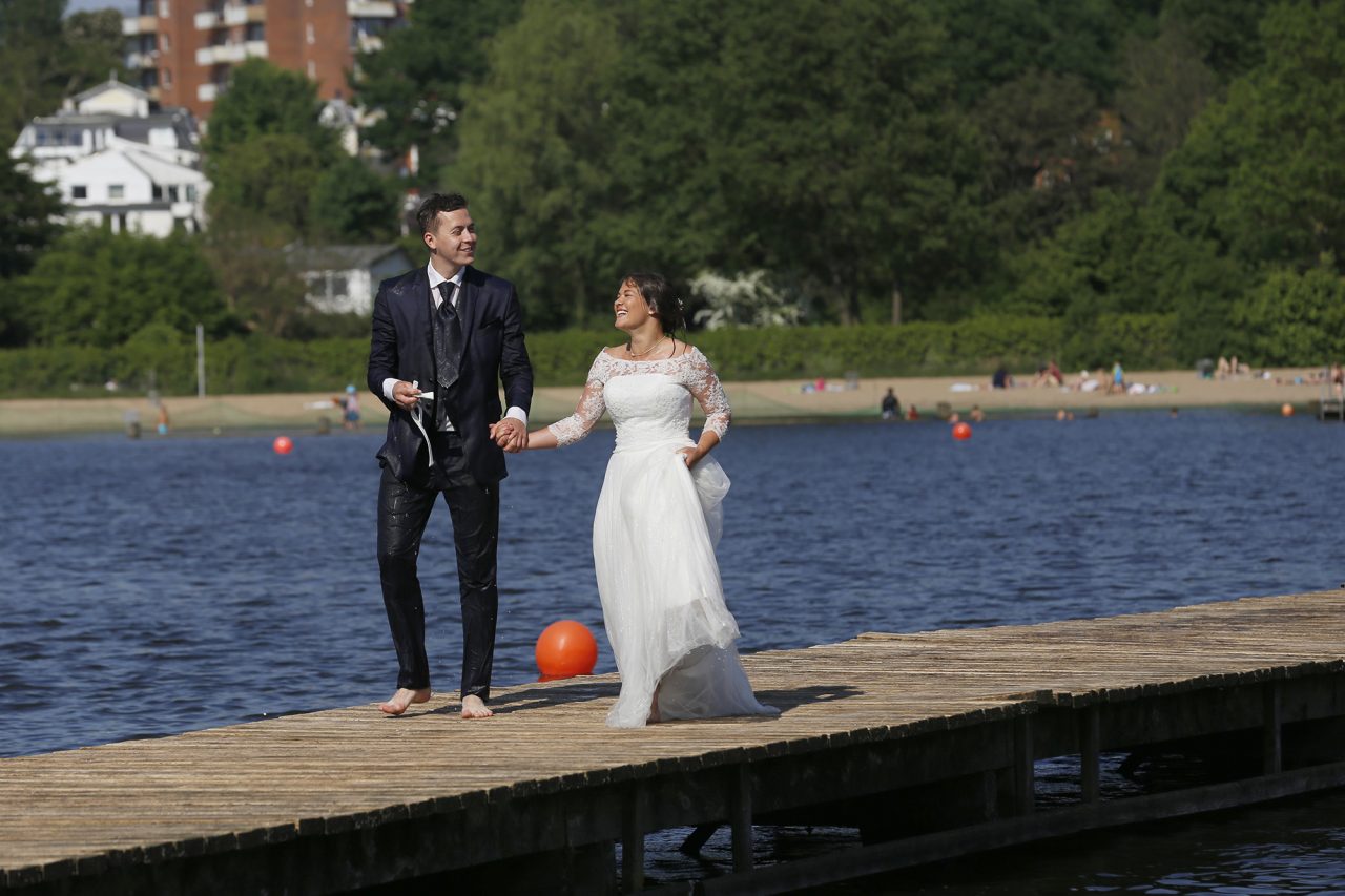 After Wedding Shooting im Wasser Lübeck